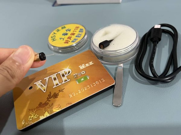 tai-nghe-sieu-nho-dang-the-ATM