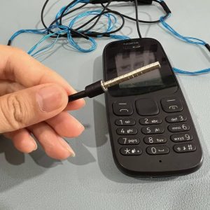 tai-nghe-sieu-nho-nokia-hat-tu-vong-day-moi