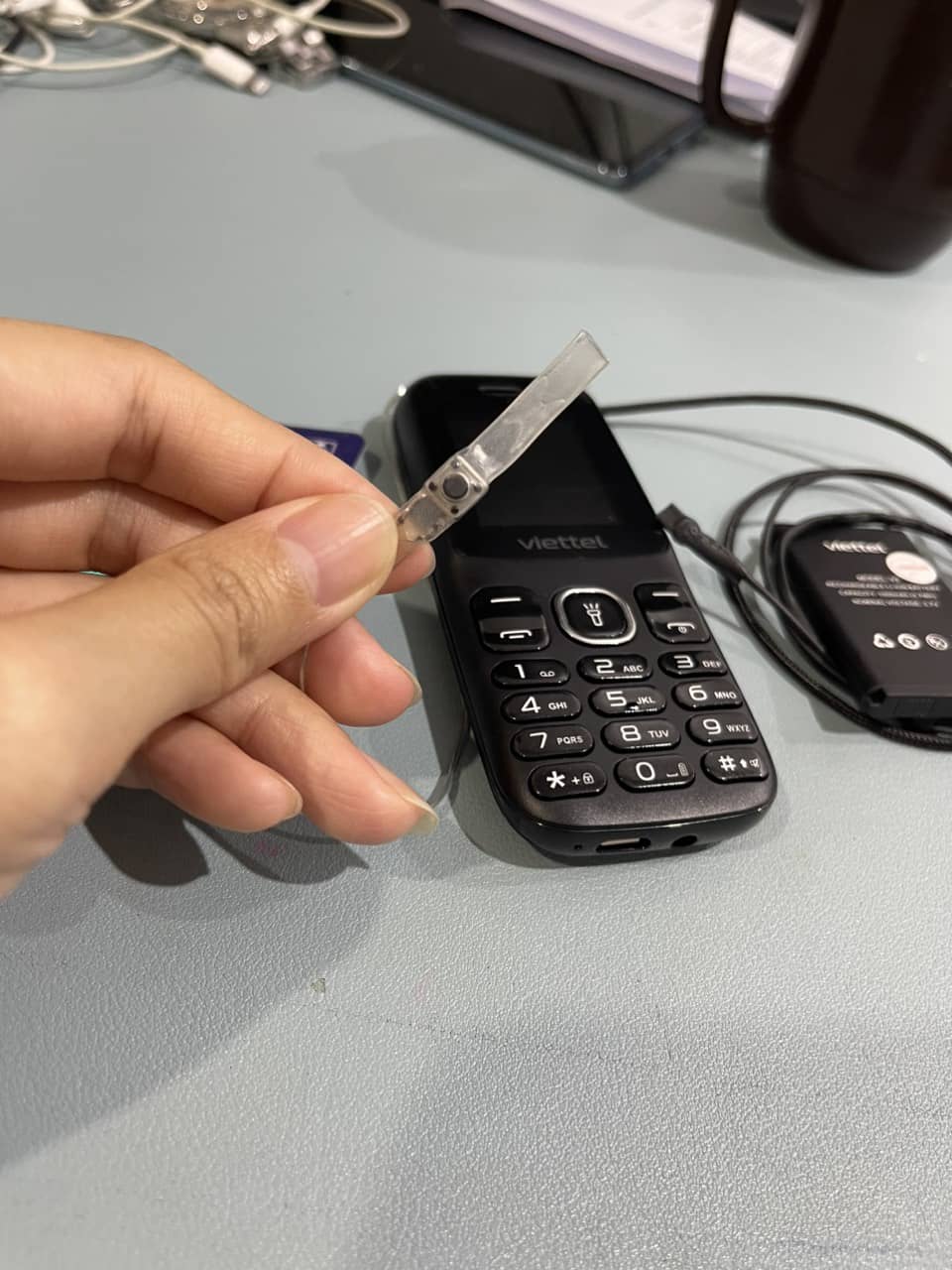 tai-nghe-sieu-nho-nguy-trang-dien-thoai-nokia-4G 4